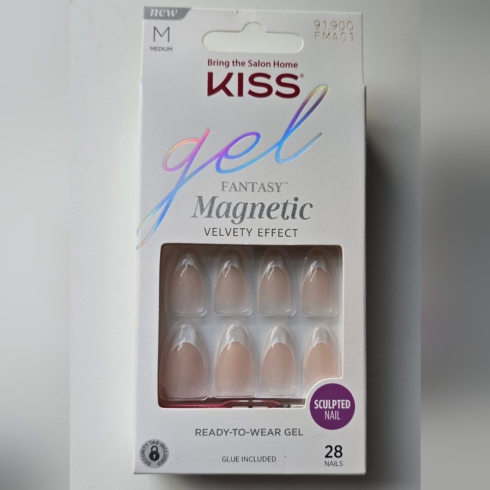 KISS Gel Fantasy Magnetic Nails - Velvety Nude